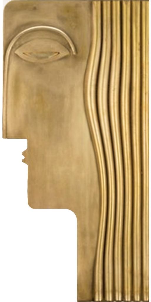 Een beeld van een man volledig in goud, egyptische stijl, met lang haar. Het beeld is vanaf de zijkant.